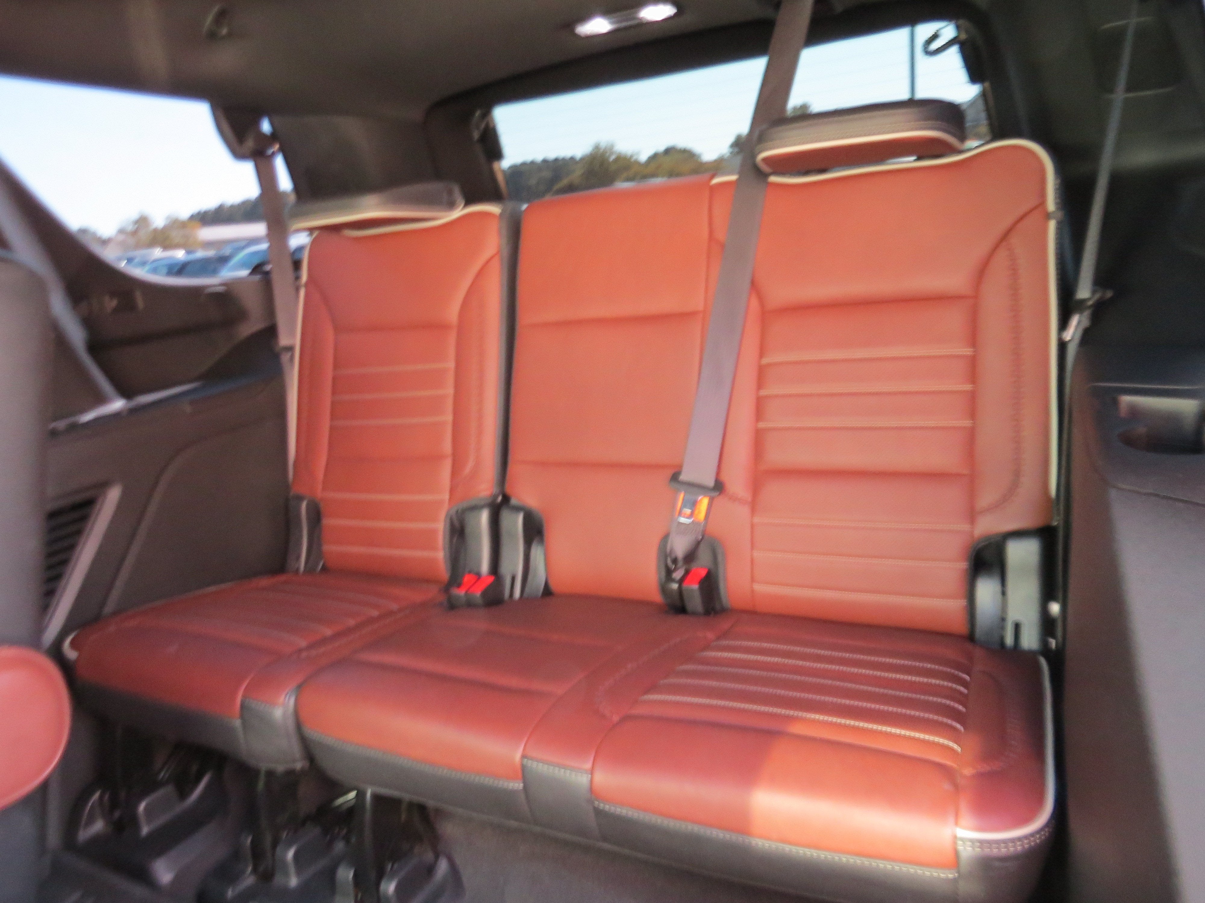 2023 GMC Yukon Denali Ultimate - Photo 16