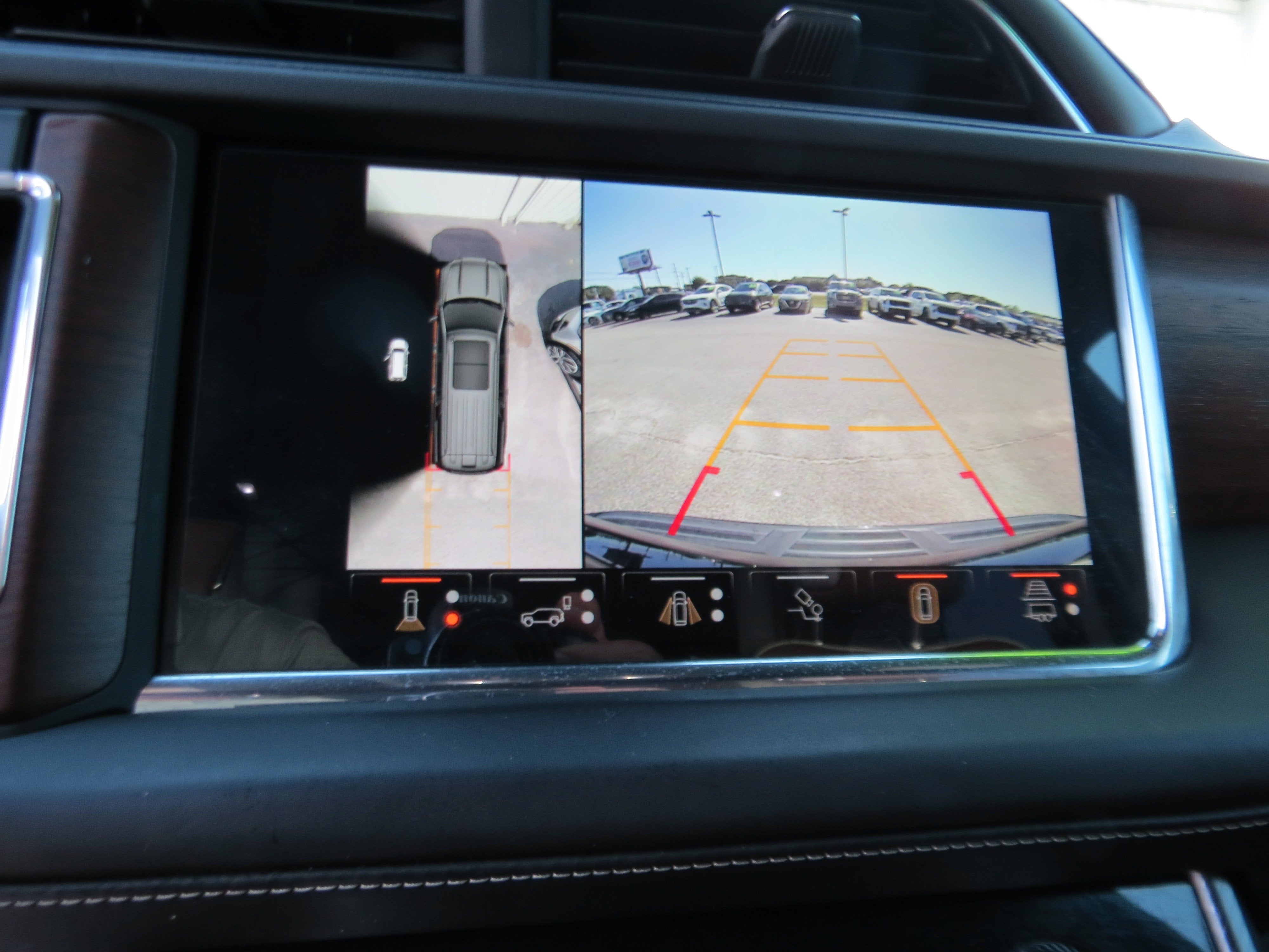 2023 GMC Yukon Denali Ultimate - Photo 26