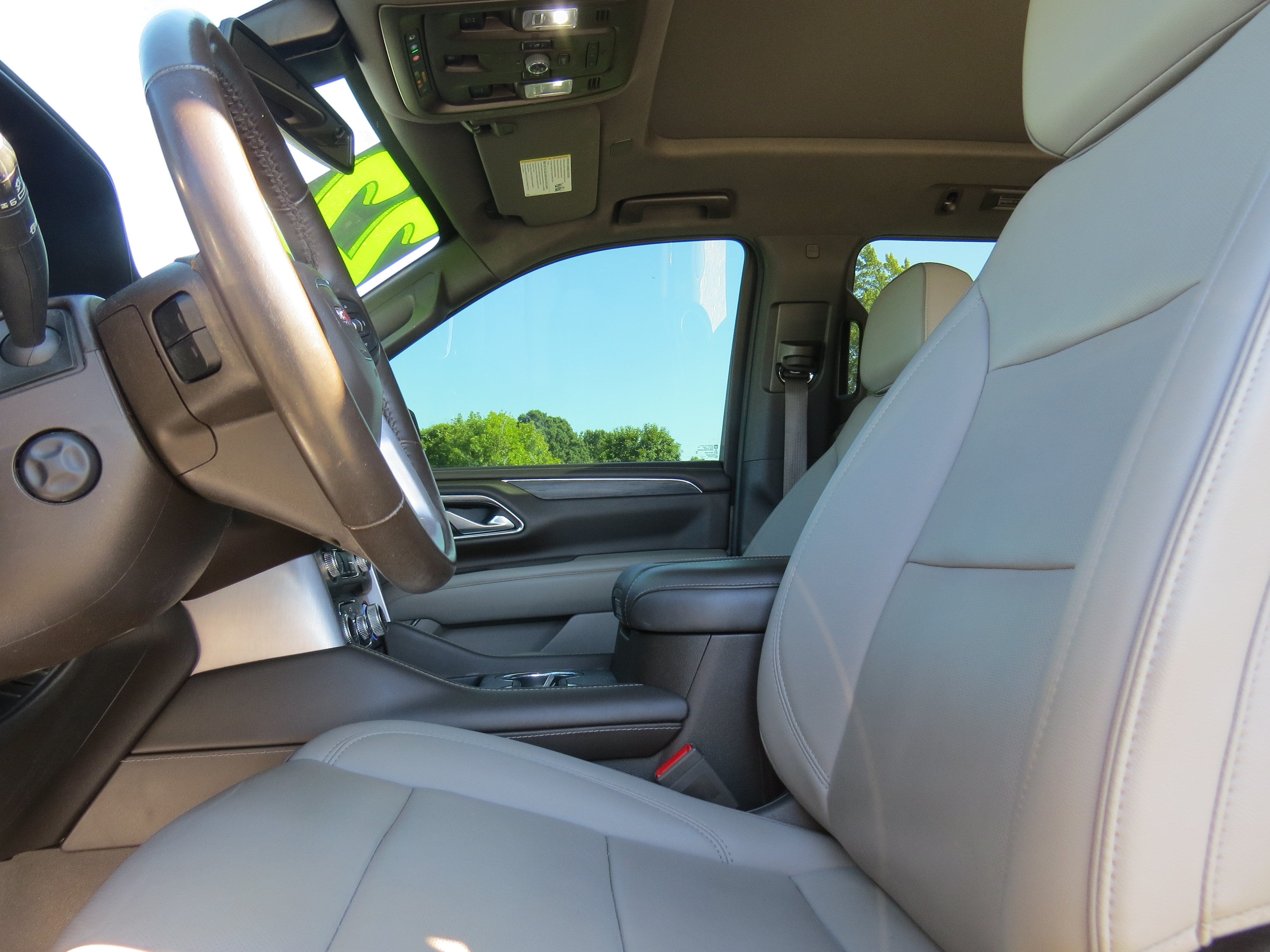2022 GMC Yukon XL SLT