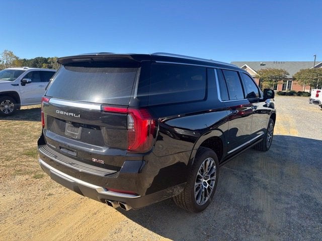 2026 GMC Yukon XL Denali - Photo 19