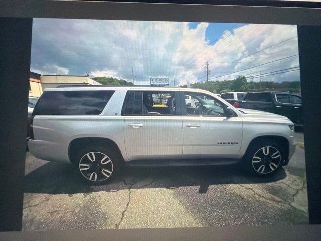 2020 Chevrolet Suburban LT