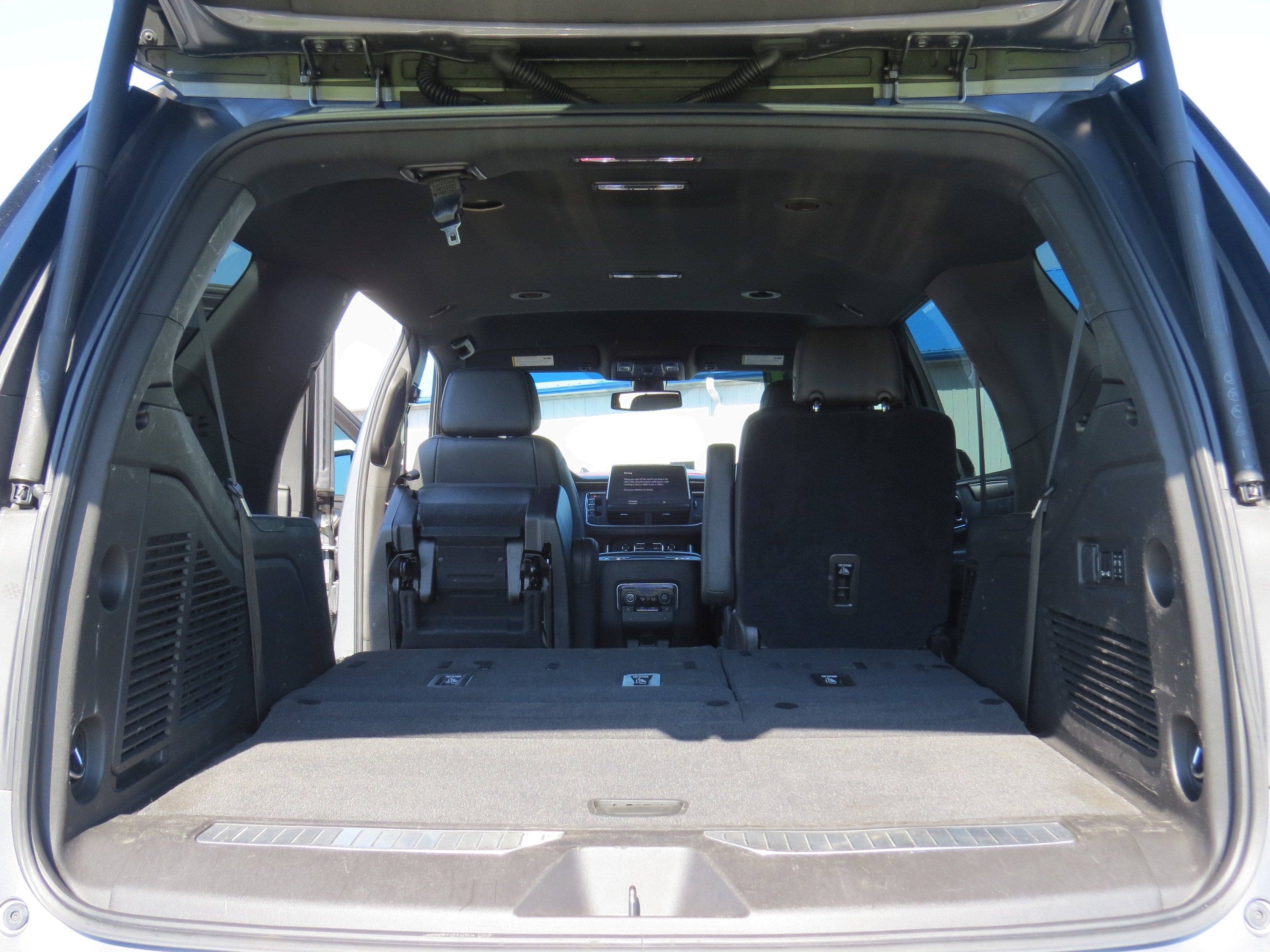 2021 Chevrolet Tahoe Z71 - Photo 13