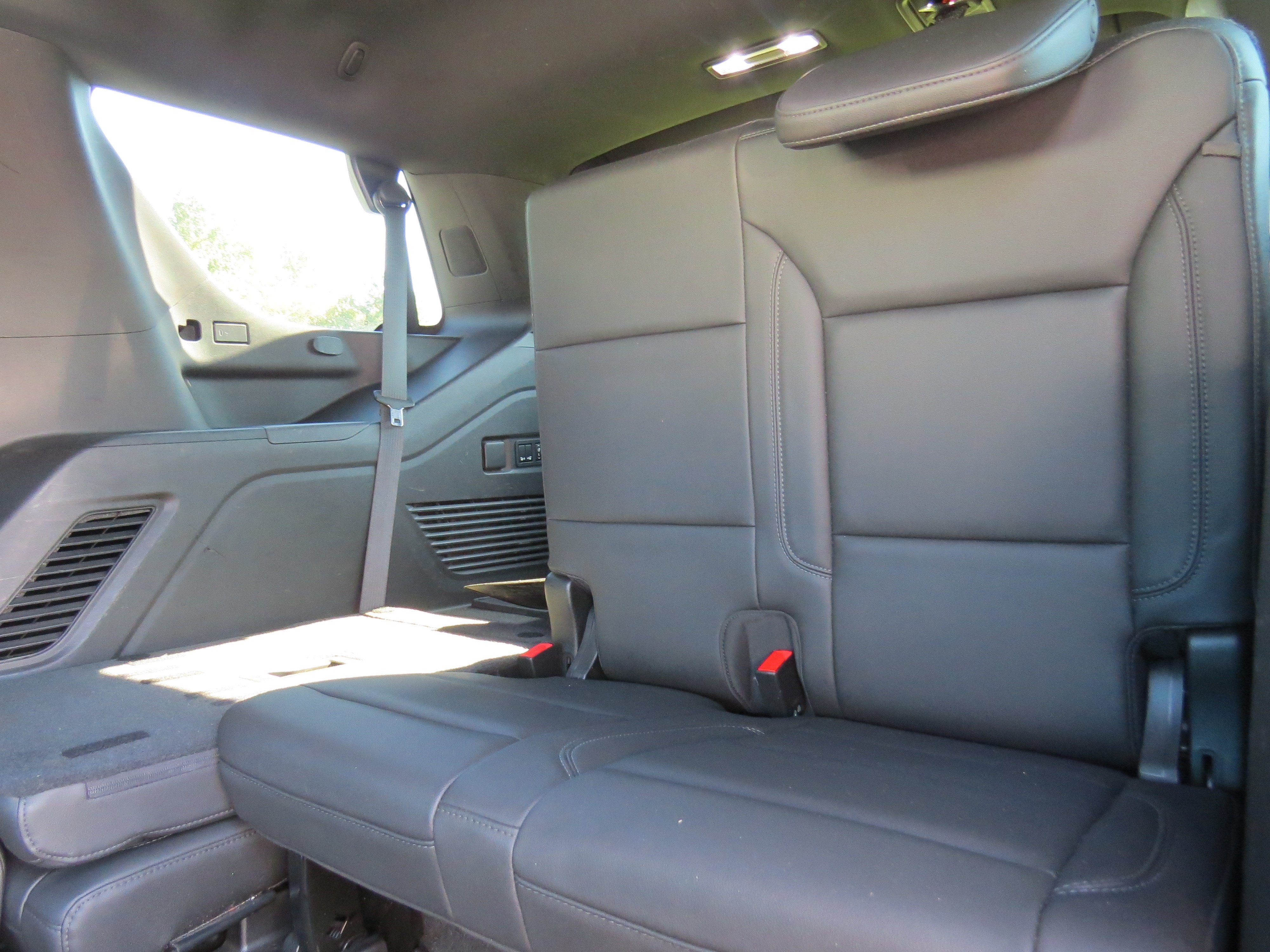 2021 Chevrolet Tahoe Z71 - Photo 14