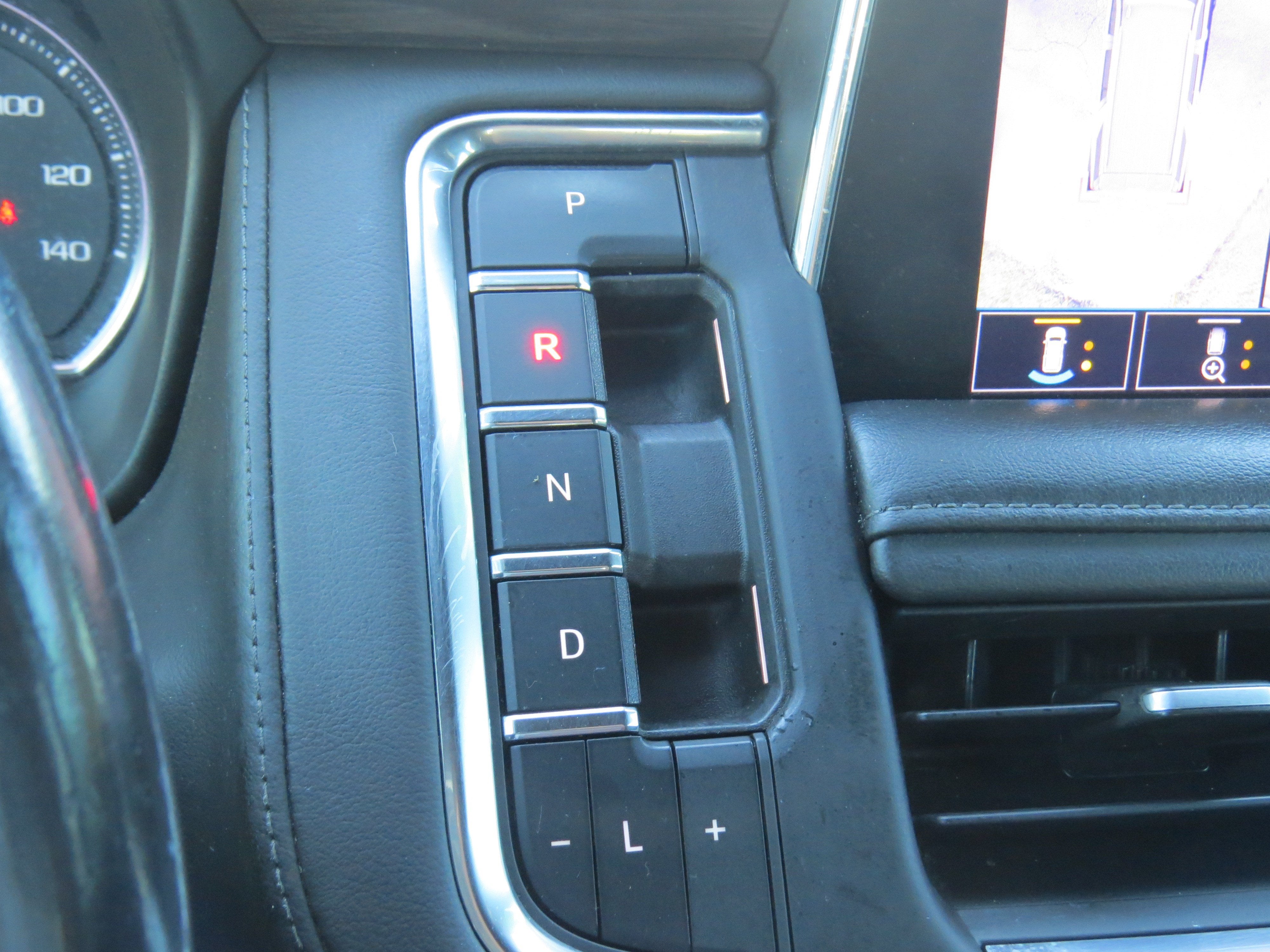 2021 Chevrolet Tahoe Z71 - Photo 28