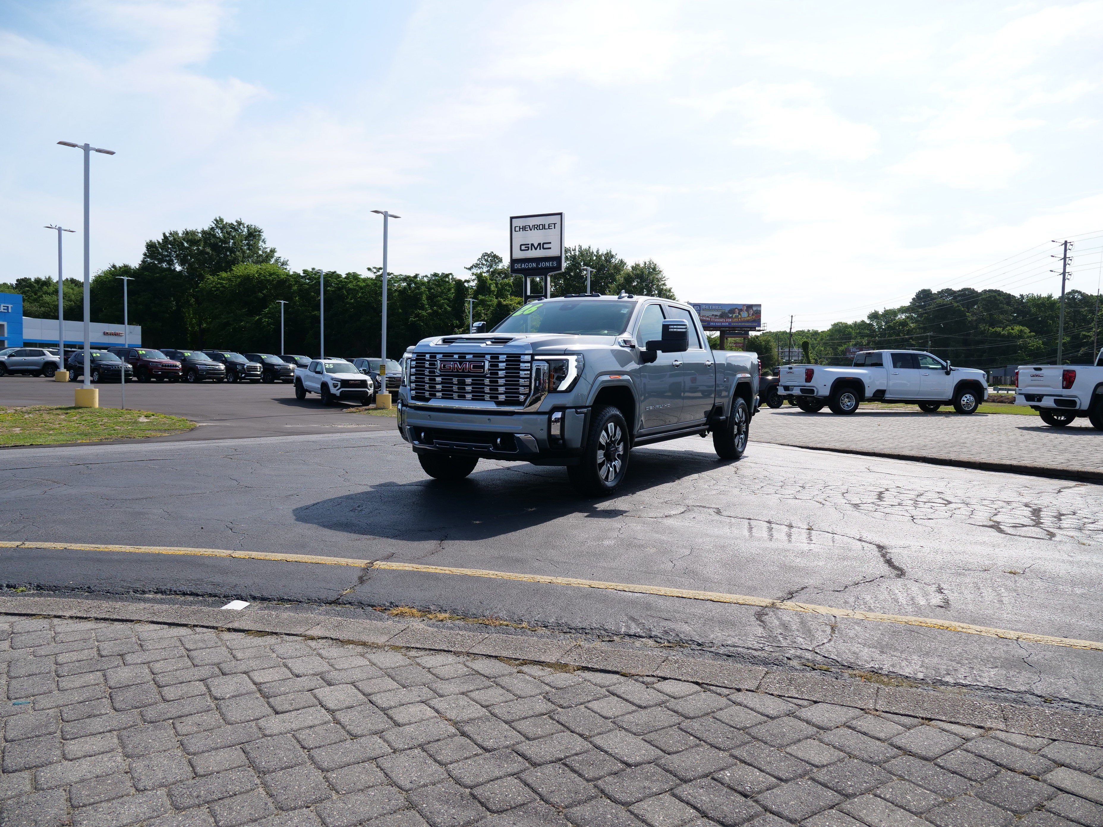 2026 GMC Sierra 2500 HD Denali