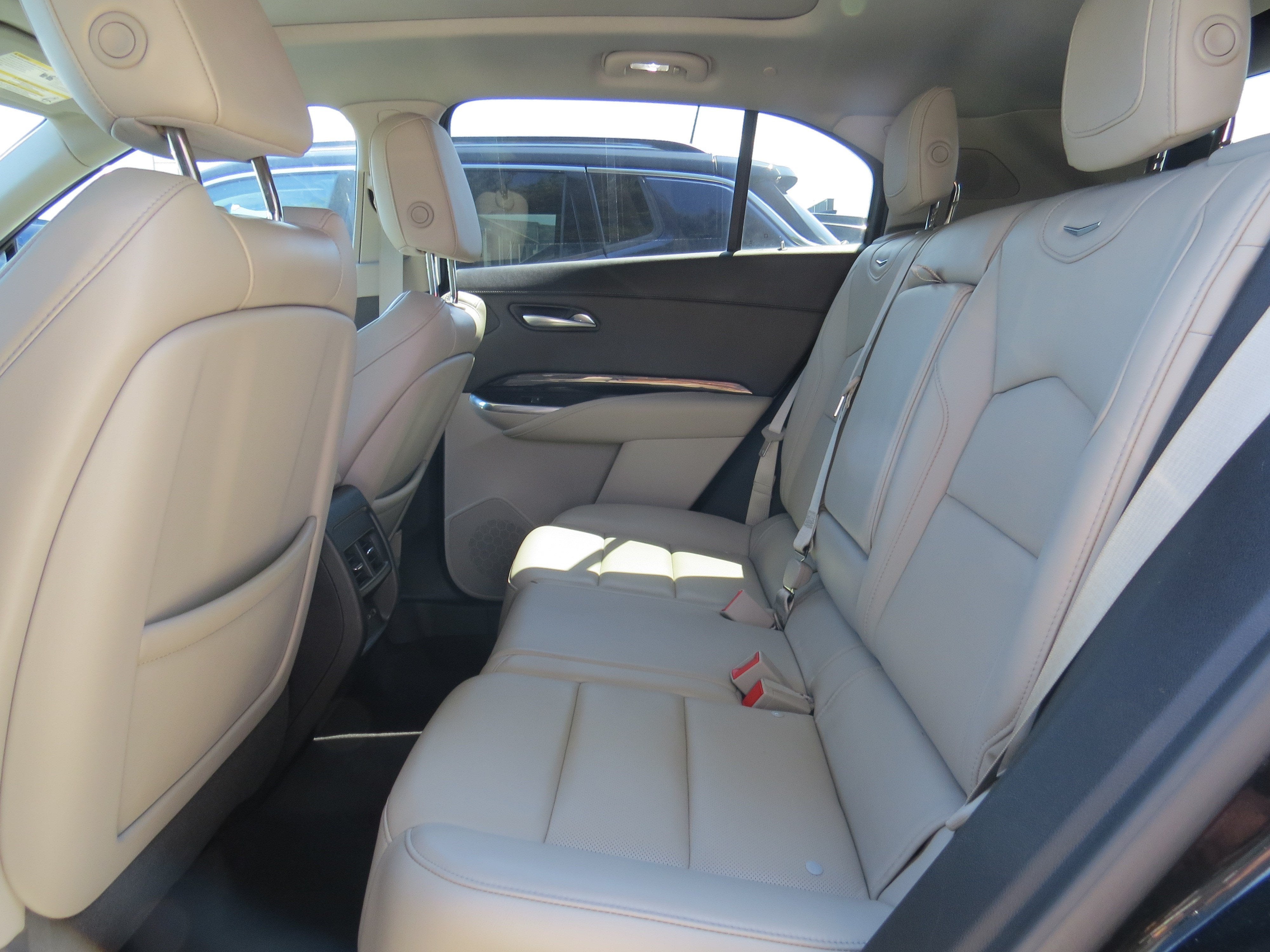 2019 Cadillac XT4 AWD Premium Luxury