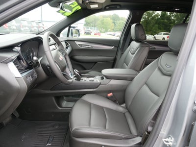 2025 Cadillac XT6 Luxury