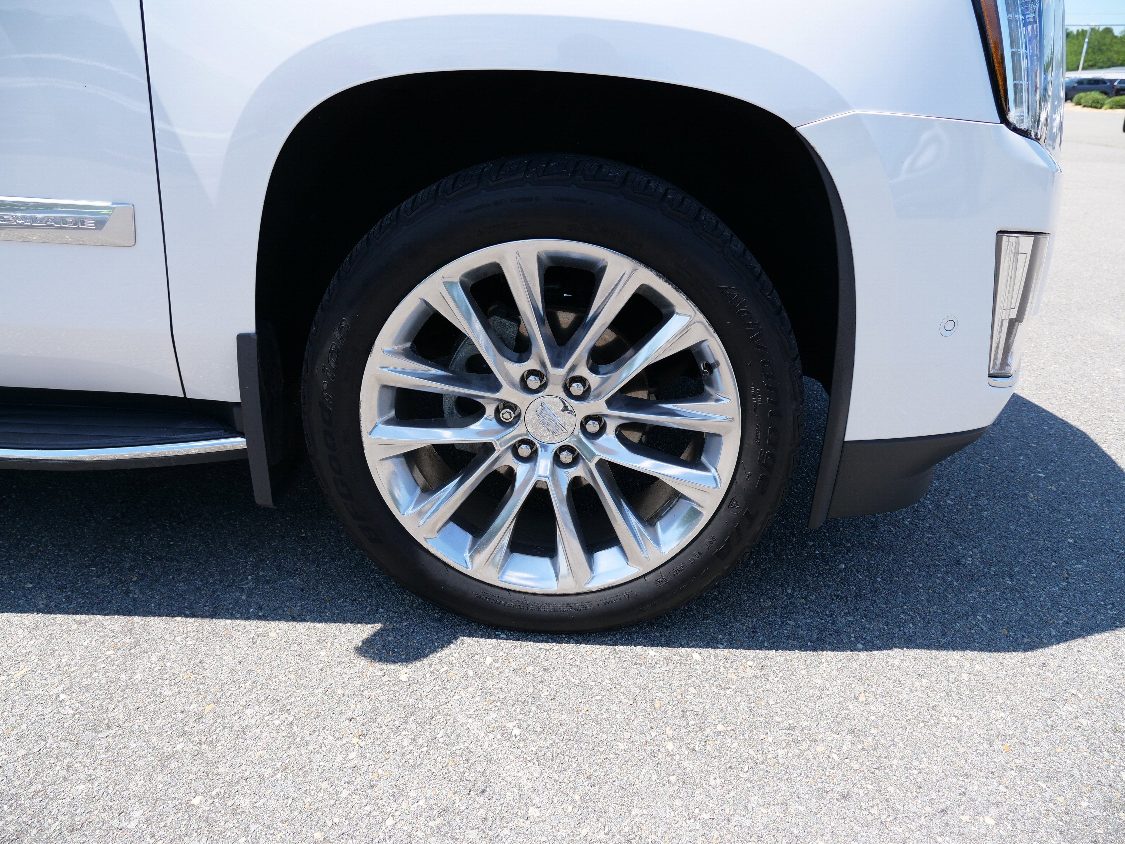 2018 Cadillac Escalade Luxury