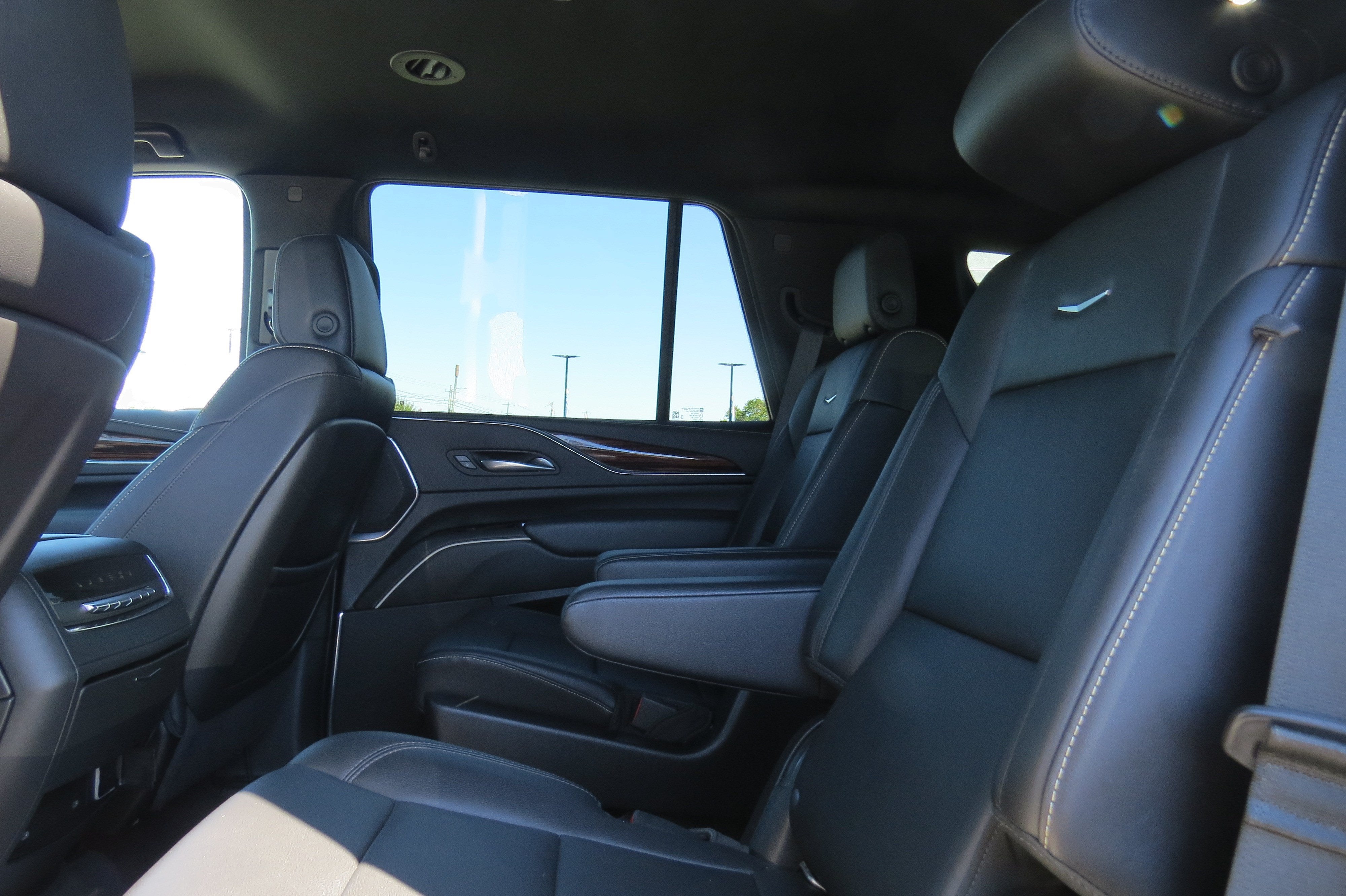 2022 Cadillac Escalade Luxury