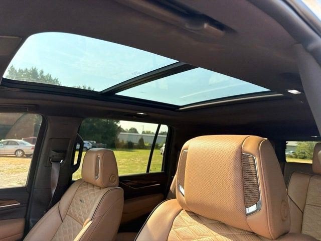 2024 Cadillac Escalade ESV Sport
