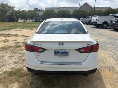 2023 Nissan Altima SR FWD