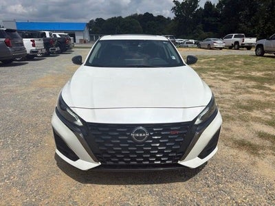 2023 Nissan Altima SR FWD
