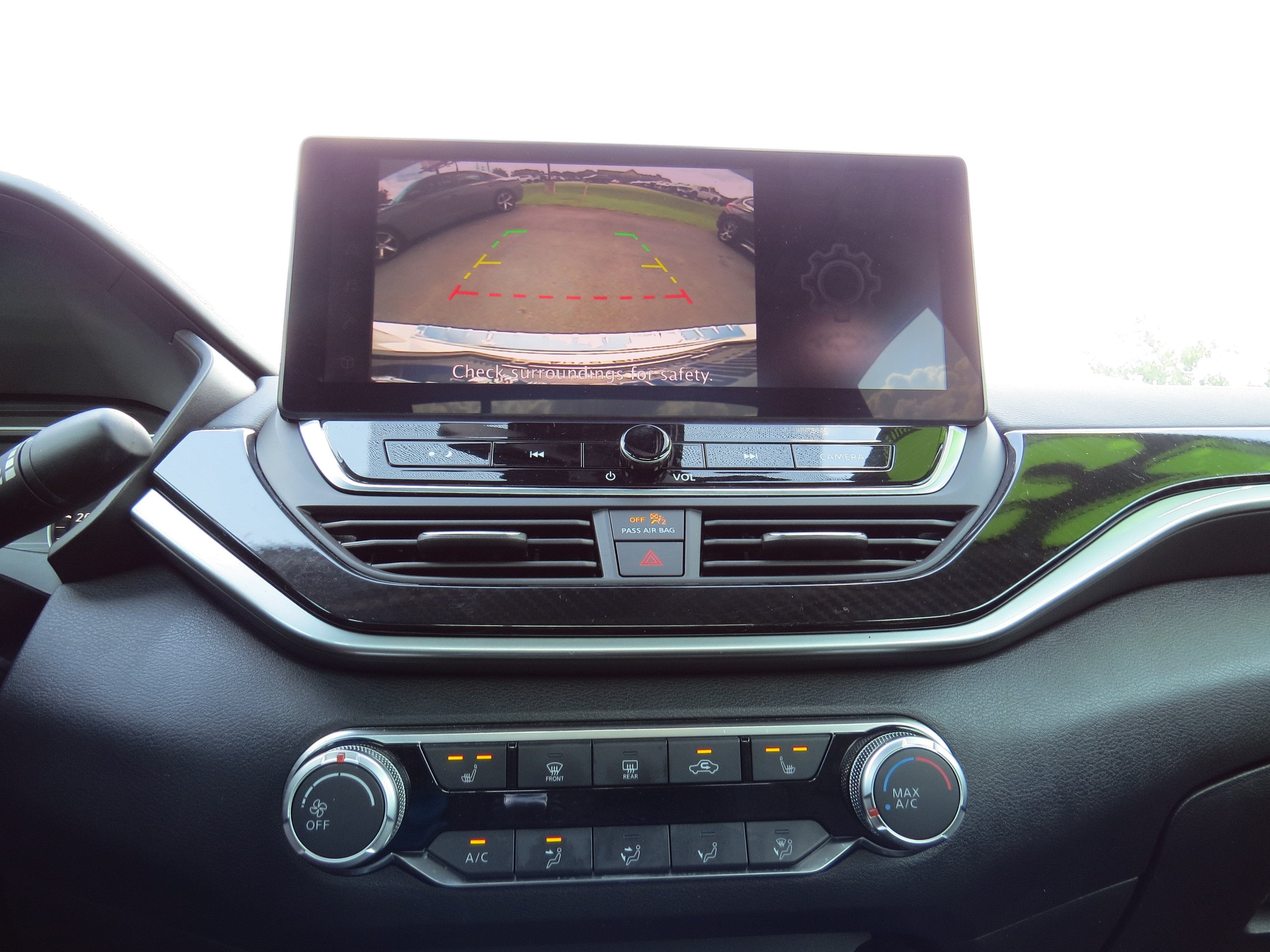 2023 Nissan Altima SR FWD