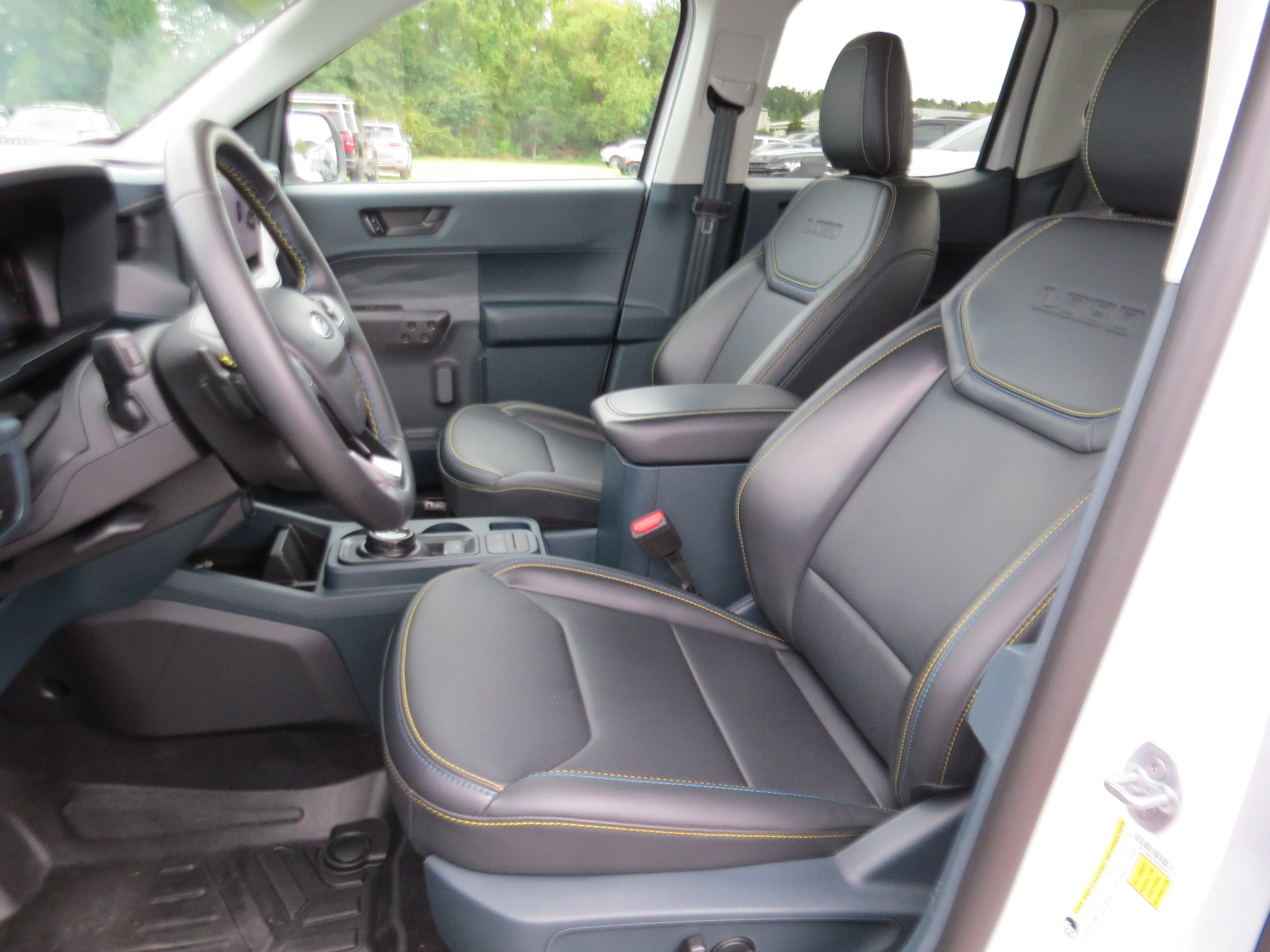 2025 Ford Maverick Lobo Standard