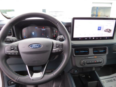 2025 Ford Maverick Lobo Standard