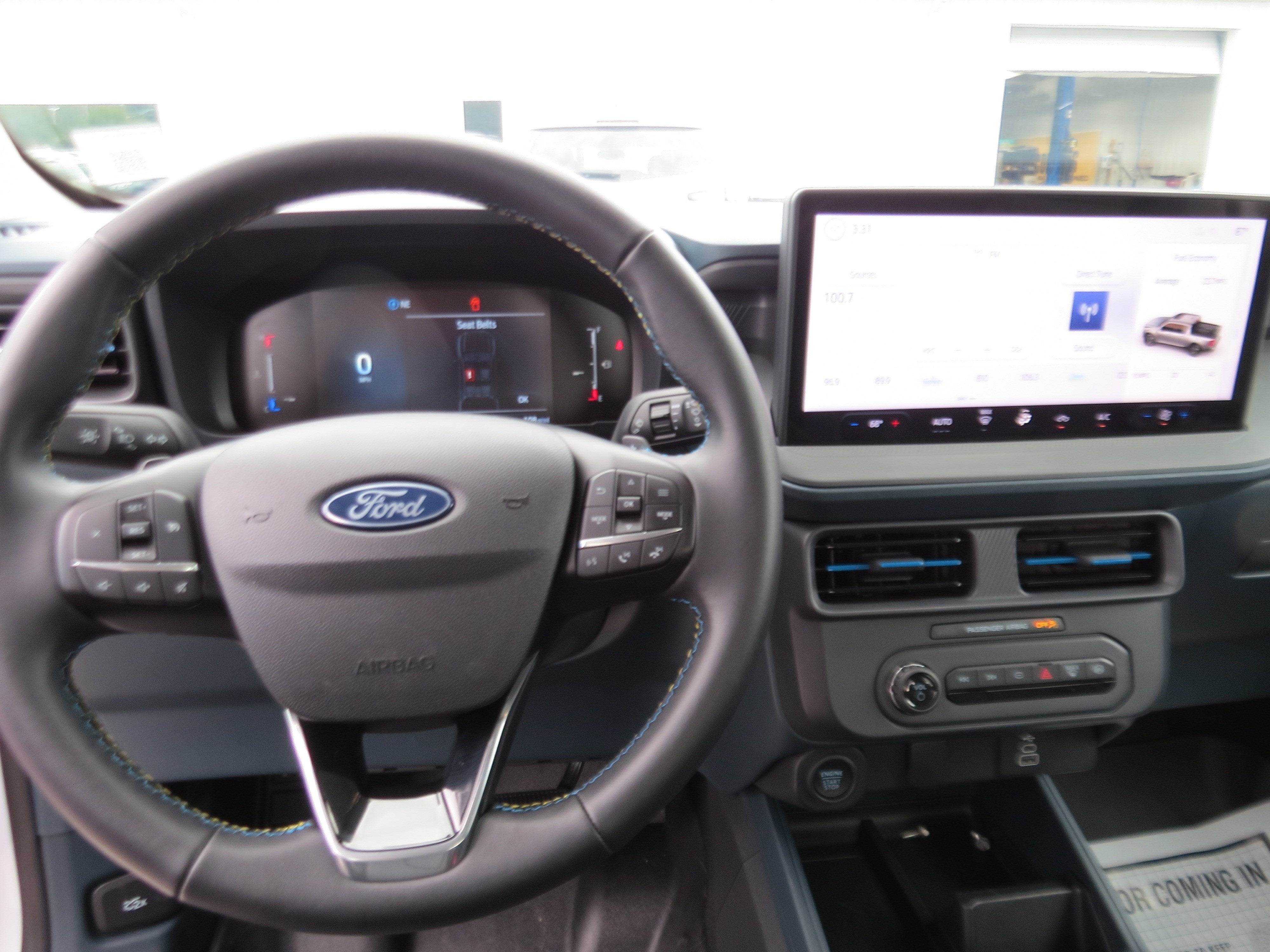 2025 Ford Maverick Lobo Standard
