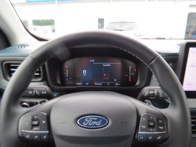 2025 Ford Maverick Lobo Standard