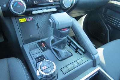 2024 Toyota Tacoma 4WD SR5