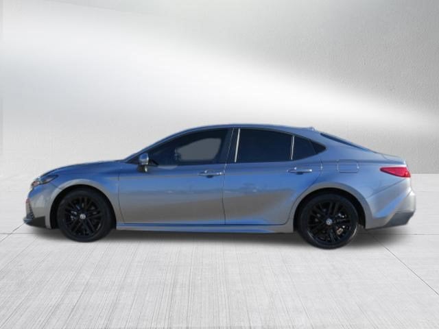 2025 Toyota Camry SE - Photo 7