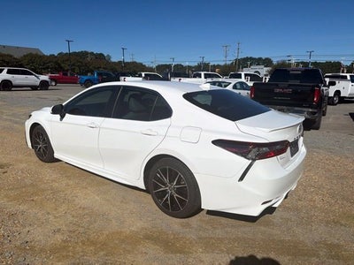 2022 Toyota Camry SE