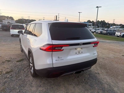 2025 Toyota Grand Highlander Hybrid XLE