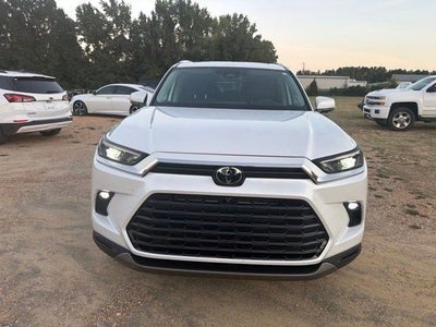 2025 Toyota Grand Highlander Hybrid XLE