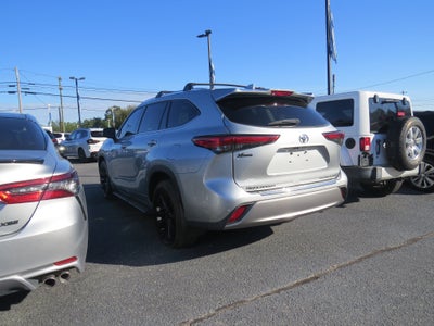 2021 Toyota Highlander Platinum