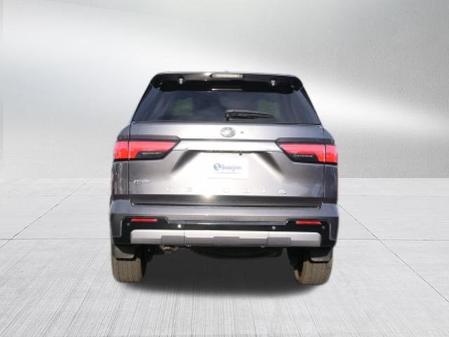 2024 Toyota Sequoia Capstone