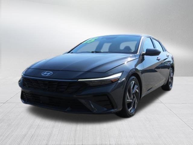 2025 Hyundai Elantra SEL - Photo 10