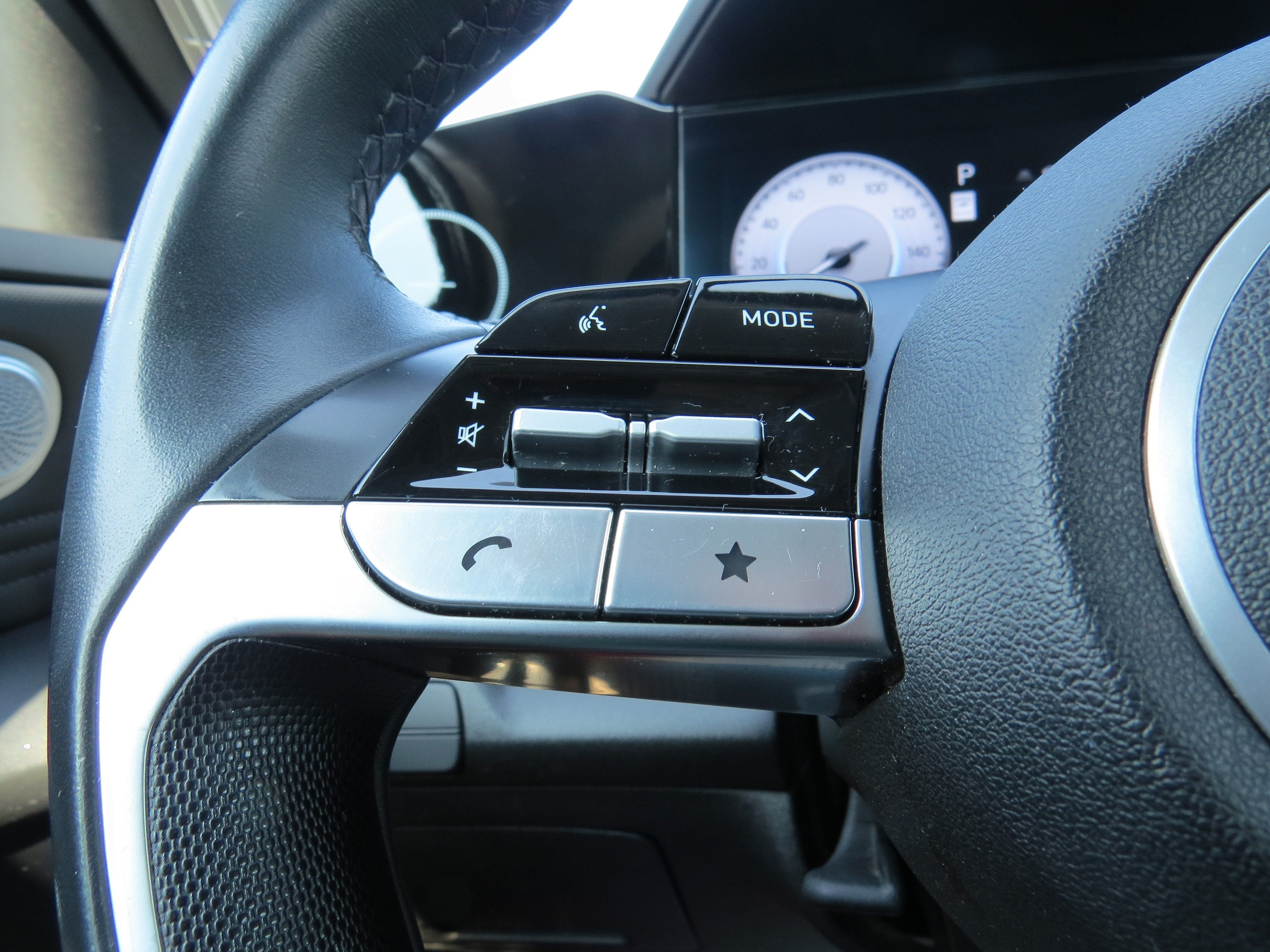 2025 Hyundai Elantra SEL - Photo 19