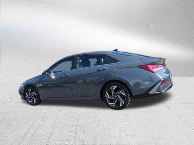 2025 Hyundai Elantra SEL - Photo 8