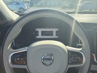 2024 Volvo XC90 Core Bright Theme