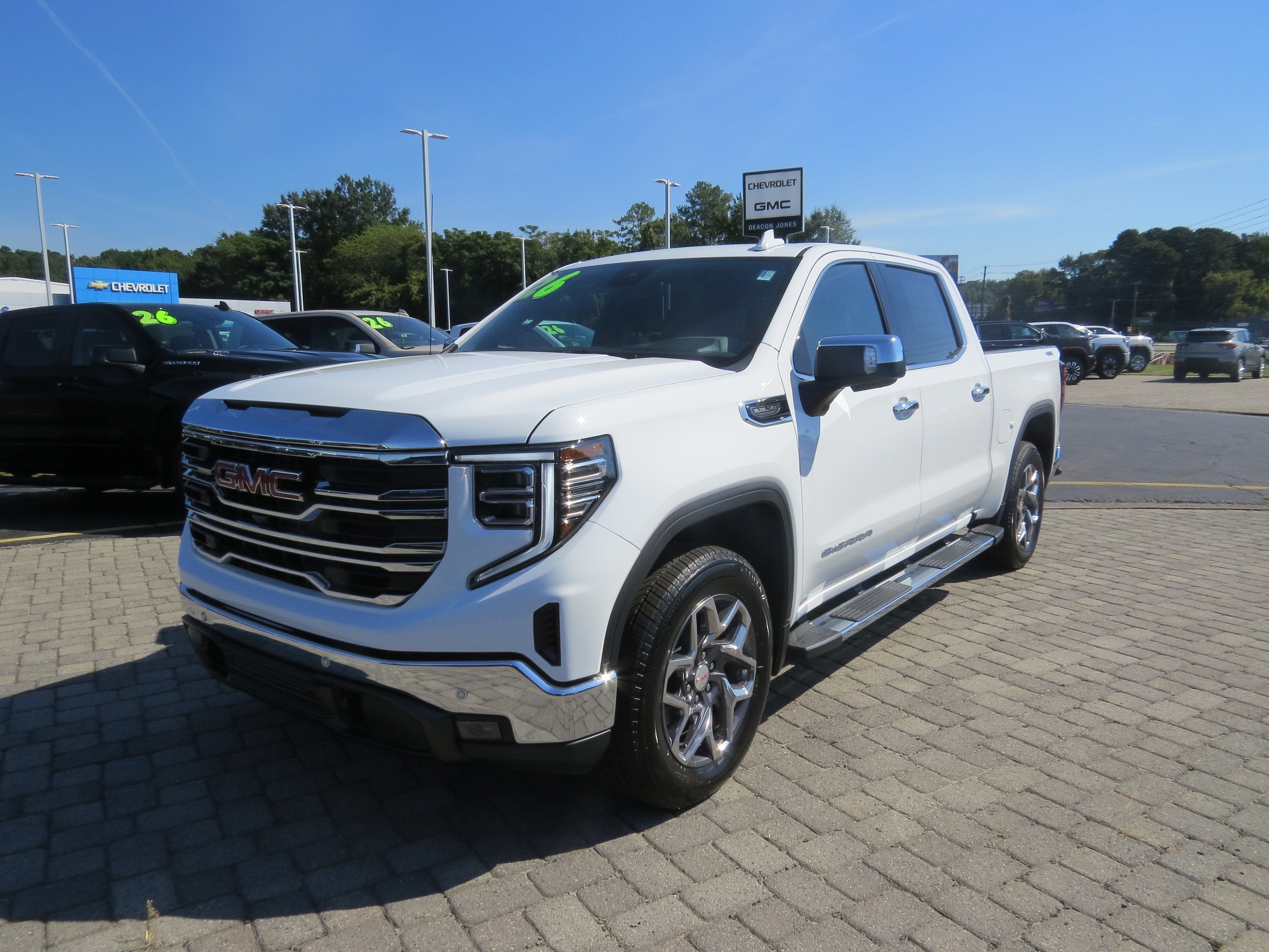 2026 GMC Sierra 1500 SLT