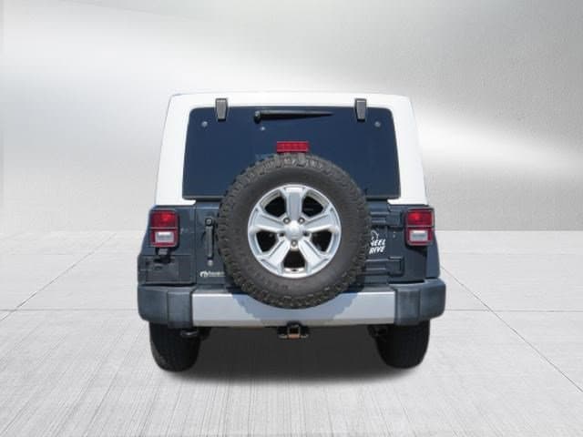 2017 Jeep Wrangler Unlimited Sahara 4x4