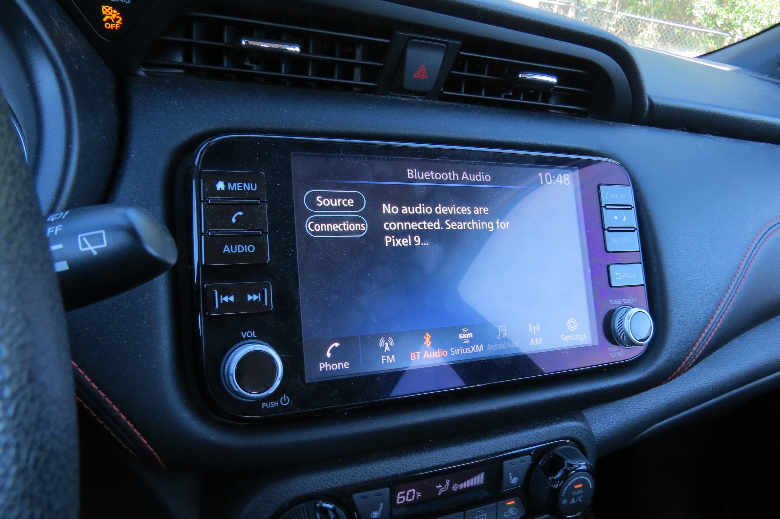 2022 Nissan Kicks SR