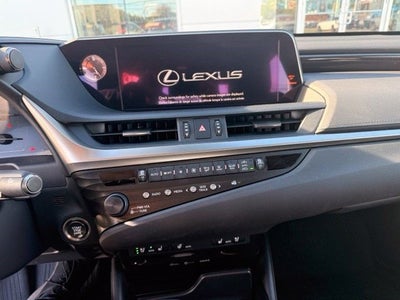 2019 Lexus ES 