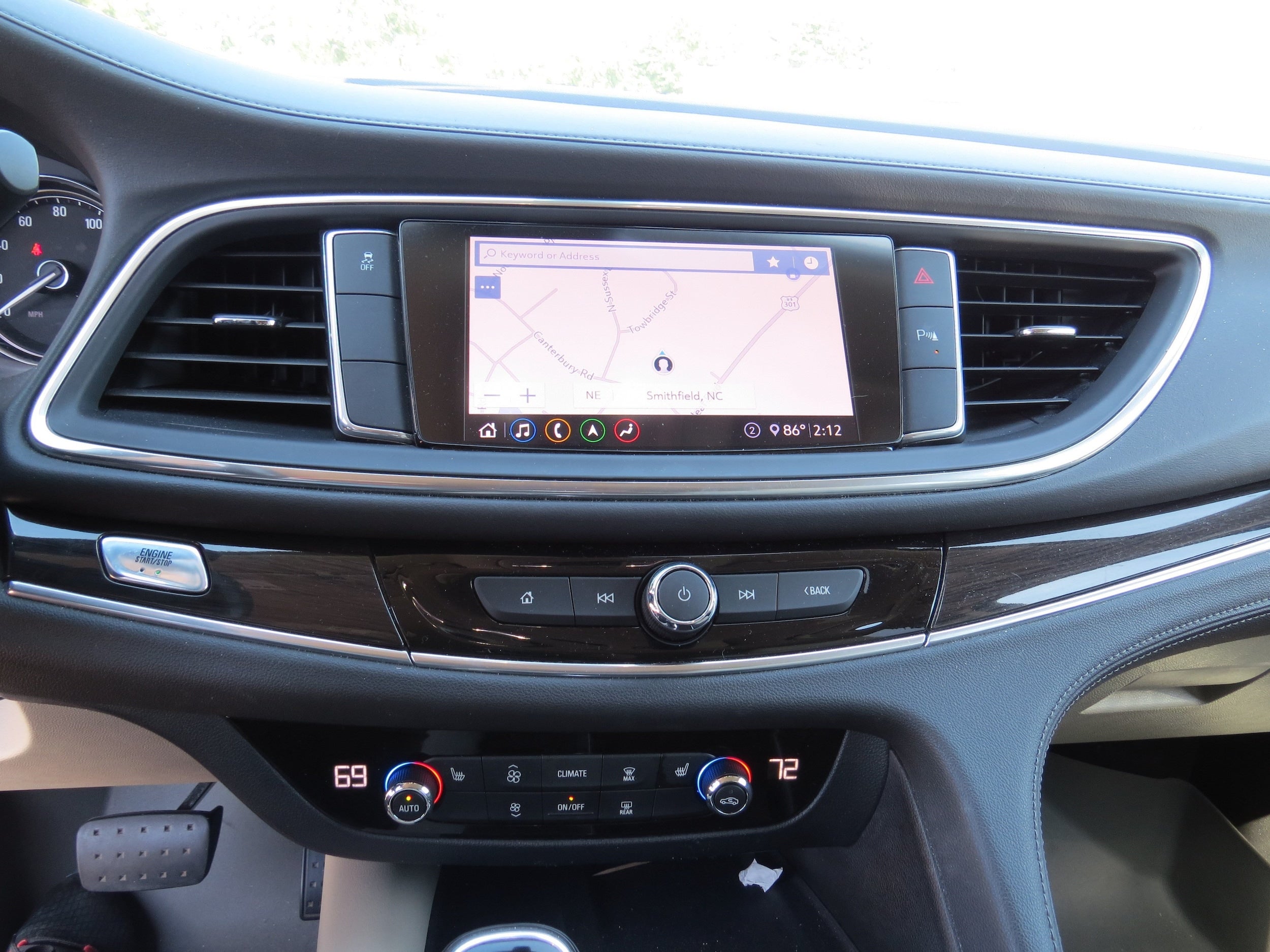 2020 Buick Enclave Essence