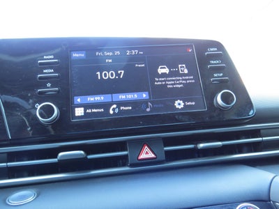 2022 Hyundai Elantra SEL
